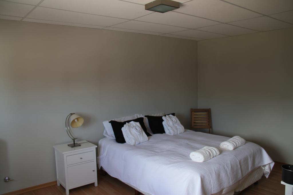 Tower Rock Puerto Deseado Superior Apartment Room photo